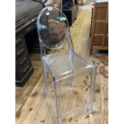 1263 - A set of three Kartel of Milano style perspex kitchen chairs (3)