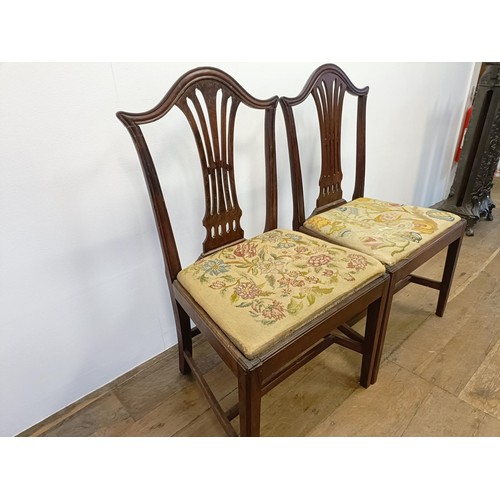 1273 - A pair of mahogany dining chairs (2)