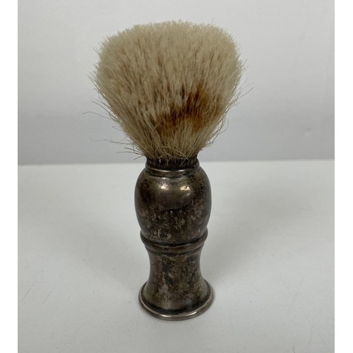 1165 - A George V silver cased shaving brush, other shaving brushes and assorted vintage clothes brushes (b... 