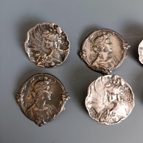 273 - A set of six silver Art Nouveau buttons, decorated a bust portrait of a young lady, Birmingham 1902