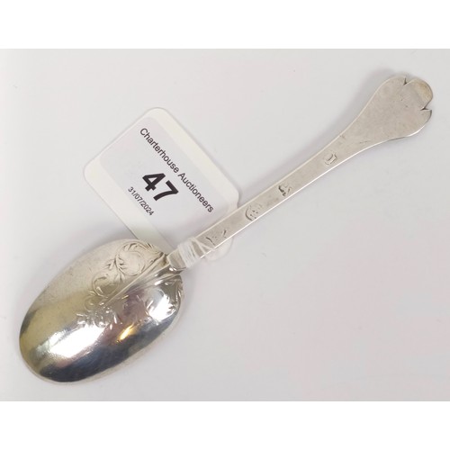 47 - A rare William and Mary child's size silver lace back trefid spoon, William Scarlett, London 1691, 0... 