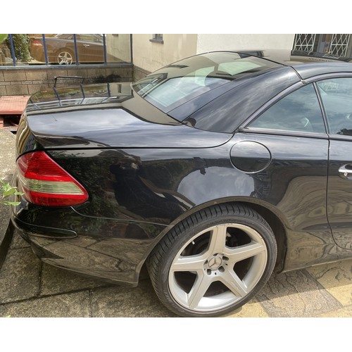 1000 - 2008 Mercedes-Benz SL350Registration number EX08 JUHChassis number WDB2304562F137695Engine number 27... 