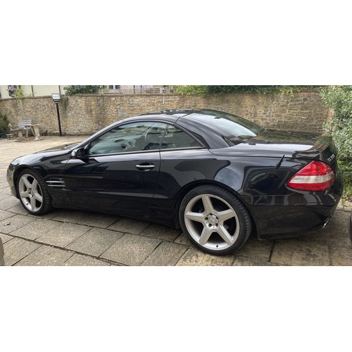 1000 - 2008 Mercedes-Benz SL350Registration number EX08 JUHChassis number WDB2304562F137695Engine number 27... 