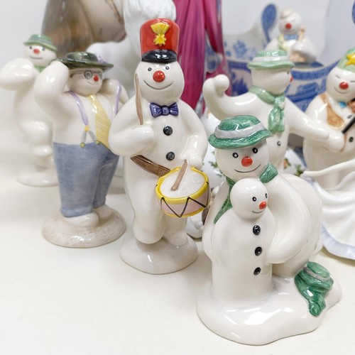 1101 - A Royal Copenhagen owl, 23 cm high, Royal Doulton Snowman figures, and assorted other ceramics (box)