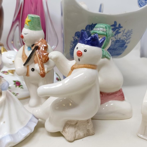 1101 - A Royal Copenhagen owl, 23 cm high, Royal Doulton Snowman figures, and assorted other ceramics (box)