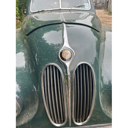 95 - 1952 Bristol 401<br />Registration number XS 8401<br />Chassis number 401/1040<br />Engine number 85...