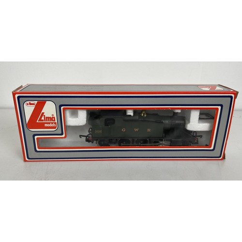 6 - A Lima OO gauge 2-6-2 locomotive, No 205111MW6, a Mainline Railway 0-6-0 locomotive No 37054, a Horn... 