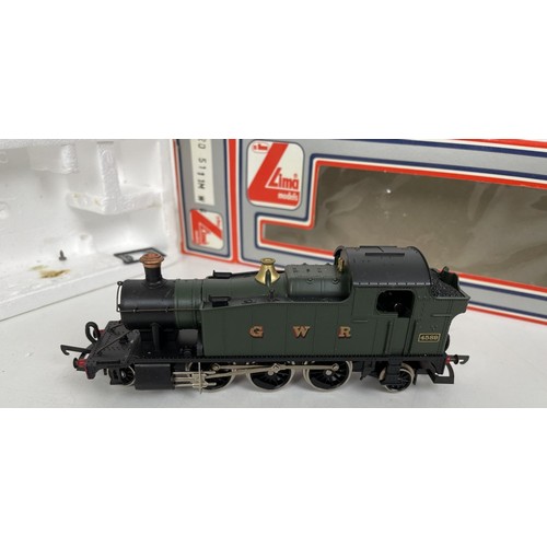 6 - A Lima OO gauge 2-6-2 locomotive, No 205111MW6, a Mainline Railway 0-6-0 locomotive No 37054, a Horn... 