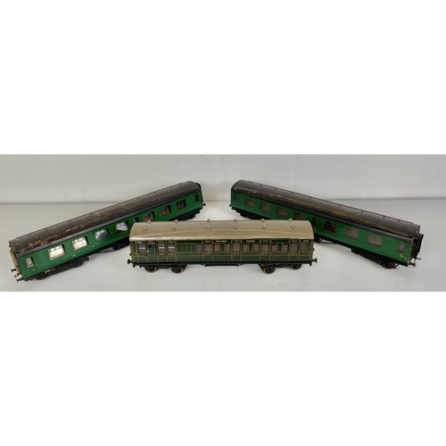 13 - Assorted O gauge carriages, some possibly Leeds Model Co (2 boxes)