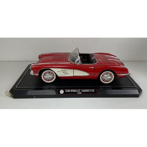 20 - A Solidio 1:12 scale model of a 1958 Chevrolet Corvette, boxed, and assorted other unboxed model car... 