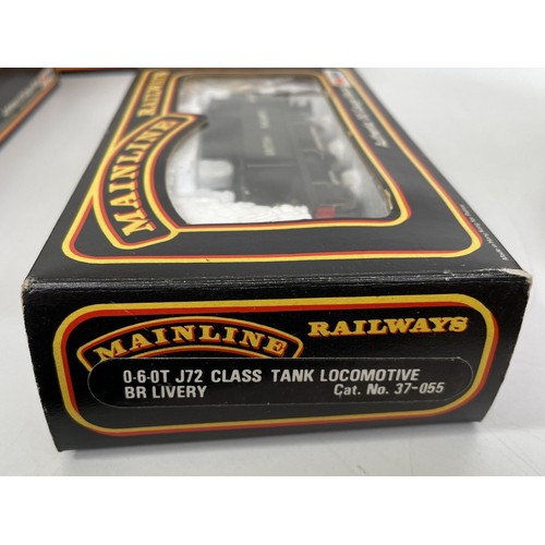 21 - An Airfix OO gauge 4-6-0 locomotive and tender, No 5412-2, and assorted carriages and rolling stock,... 