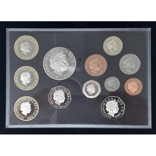 69 - A Royal Mint proof coin set, 2009, boxed