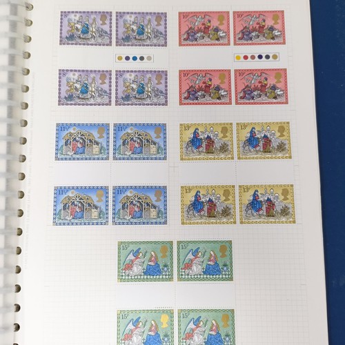 199 - Assorted stamps, including a thematic section of birds (box)