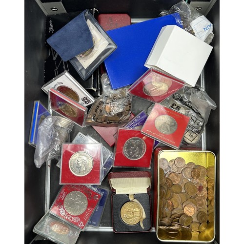 113 - Assorted American proof coin sets, other coins and medallions