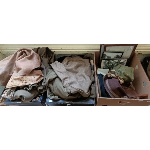 260 - The group of military clothing, photographs and other items, formerly belonging to Major Anthony Her... 