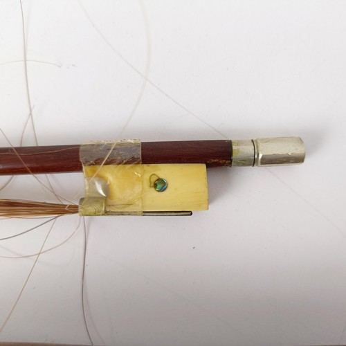 500 - A rare 19th century mahogany novelty walking stick violin, the bow (with an ivory frog) stored in th... 