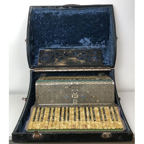 529 - An Italian piano accordion, in a carrying case