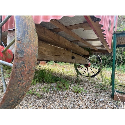 550 - A shepherd's style hut, removed from a Country House near Fordingbridge, with a draw bar, steps and ... 