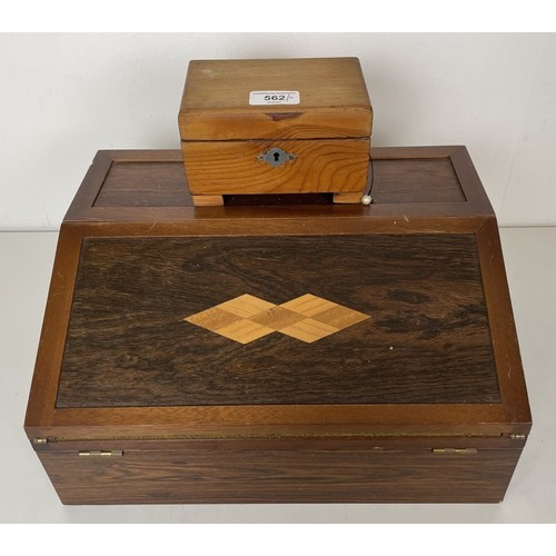 562 - A music box, in a pine case, 15 cm wide, and a writing box, 36 cm wide (2)