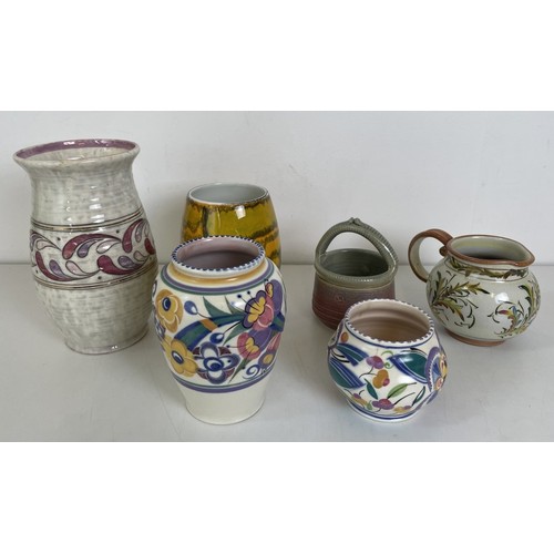 566 - A Poole pottery vase, and assorted other ceramics (2 boxes)