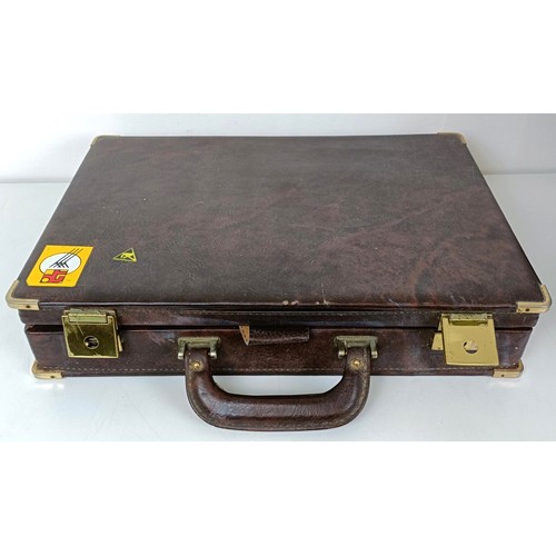 570 - A mahogany box, and assorted other boxes (qty)