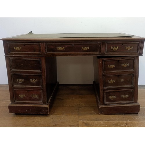 912 - A Victorian mahogany pedestal desk, of nine drawer configuration, 123 cm wide