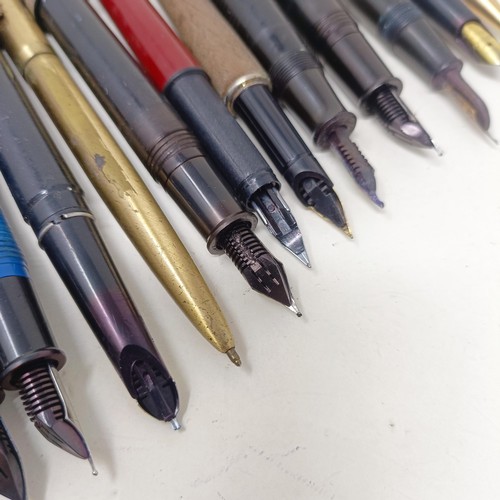 646 - Assorted fountain pens