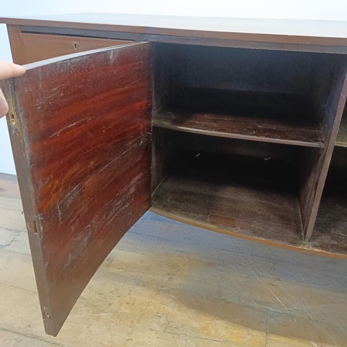 939 - A George III style inlaid mahogany sideboard, 187 cm wide