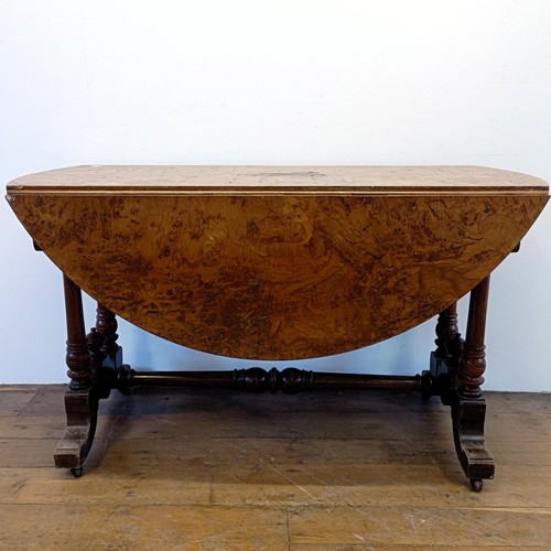 944 - A 19th century burr elm drop leaf table, 122 cm wide