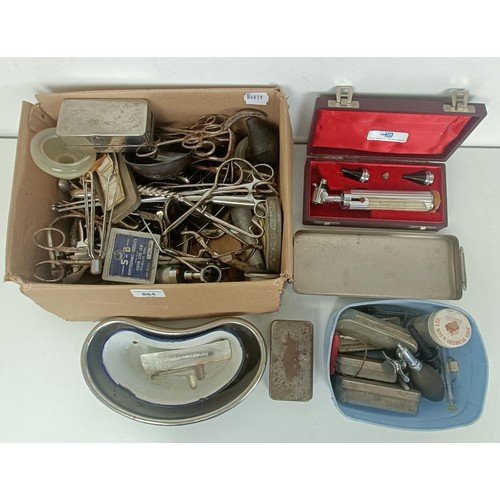 864 - Assorted surgical and medical instruments (box)