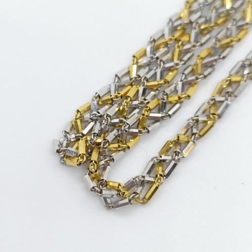 800 - A 9ct gold chain, 12.4 g