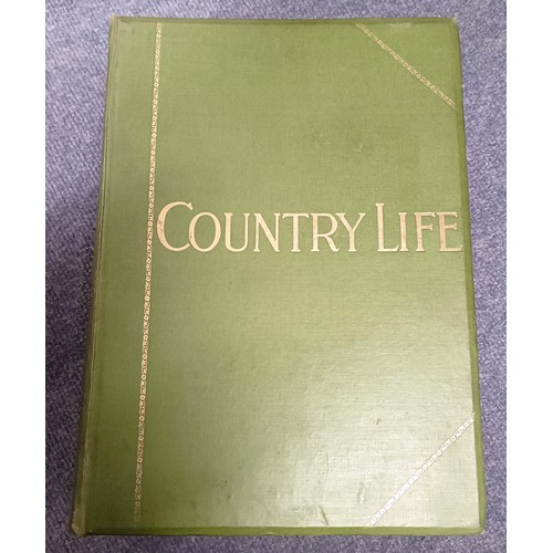 607 - A large collection of Country Life magazines (qty)