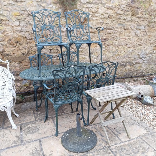 1078 - A painted metal garden table, 147 cm wide, six chairs, a folding table and an umbrella stand