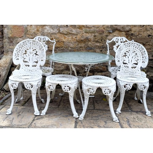 1077 - A painted garden table, 80 cm diameter, two stools, and four garden chairs (8)