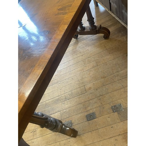 1019 - A Continental walnut sofa table, 143 cm wide