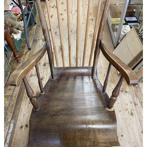 964 - An oak coffer, 120 cm wide, and a rocking chair (2)