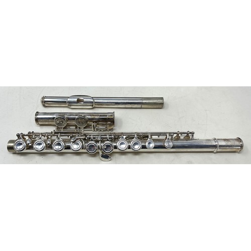 540 - A Buffet Crampon flute, in a fitted case