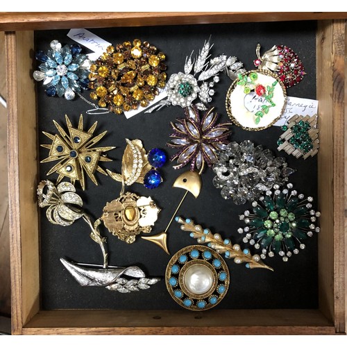 843 - An oak ten drawer chest, and assorted costume jewellery