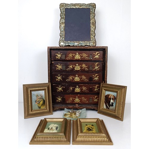 687 - A lacquered jewellery cabinet, a small collection of costume jewellery, a set of four pet portraits,... 