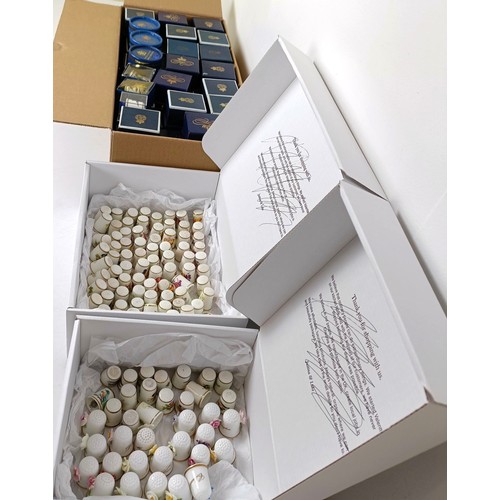 692 - A large collection of 186 thimbles, mostly Royal Worcester