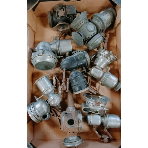 26 - Assorted acetylene lamps (box) Provenance: From the estate of the late Nick Baldwin