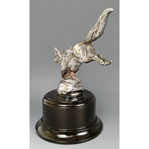 387 - A running fox mascot, designed by A Renevey, by A E Lejeune, 1920s, on a modern base, 16 cm high Pro... 