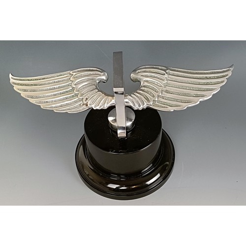 388 - A large Bentley horizontal Winged B mascot, as fitted to 4.5 litre, 6.5 litre, Speed Six and 8 litre... 