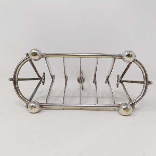 707 - A late Victorian silver plated novelty toast rack, the divisions in the form of cricket bats, 18 cm ... 