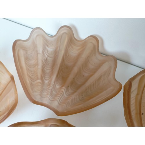 835 - A set of five Art Deco pink form shell shades