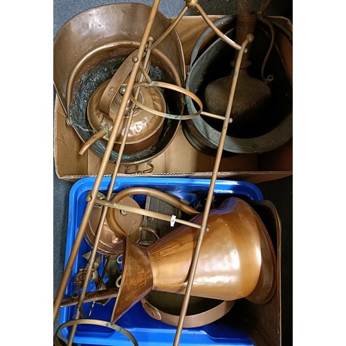 865 - Assorted metalware (4 boxes)