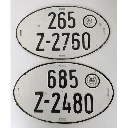 238 - A group of assorted car number plates, rally plaques, badges and other items (box)