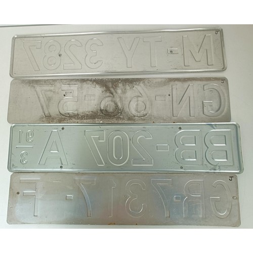 238 - A group of assorted car number plates, rally plaques, badges and other items (box)