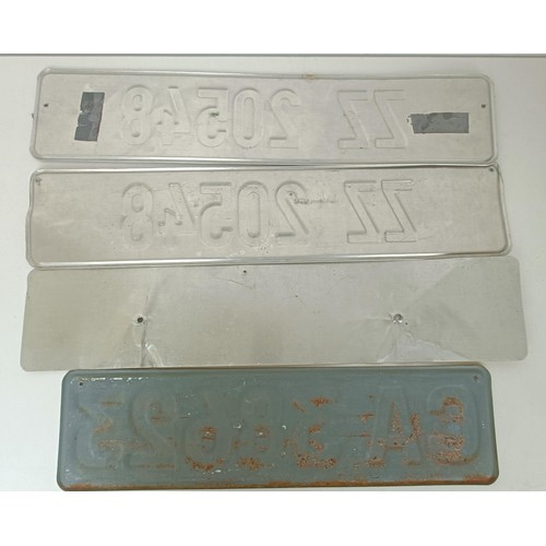 238 - A group of assorted car number plates, rally plaques, badges and other items (box)