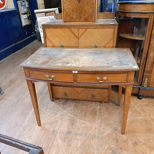 1060 - A walnut bedside chest, a similar compactum, a single chair, a side table, and a fender (5)